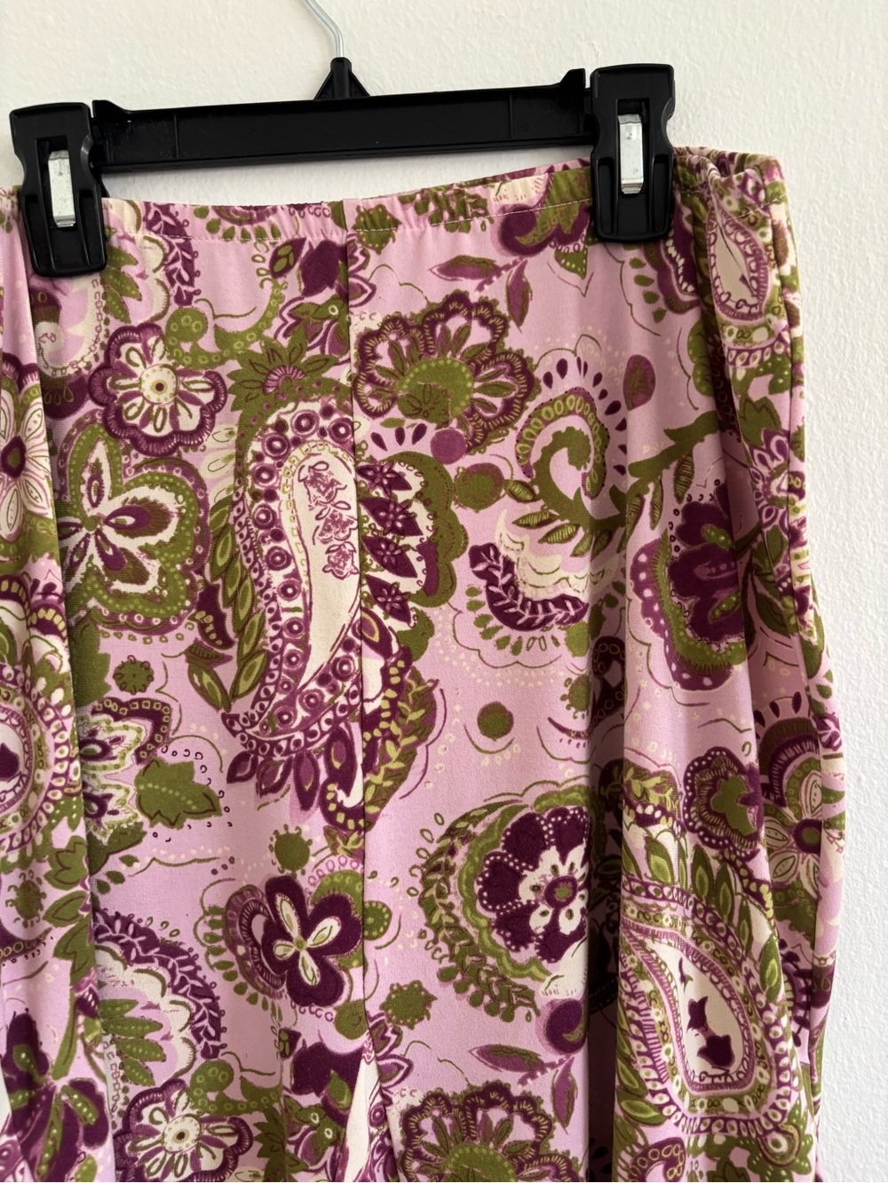Liz Claiborne Pink Paisley Skater Skirt with Olive and Plum Accents - Picture 2 of 5